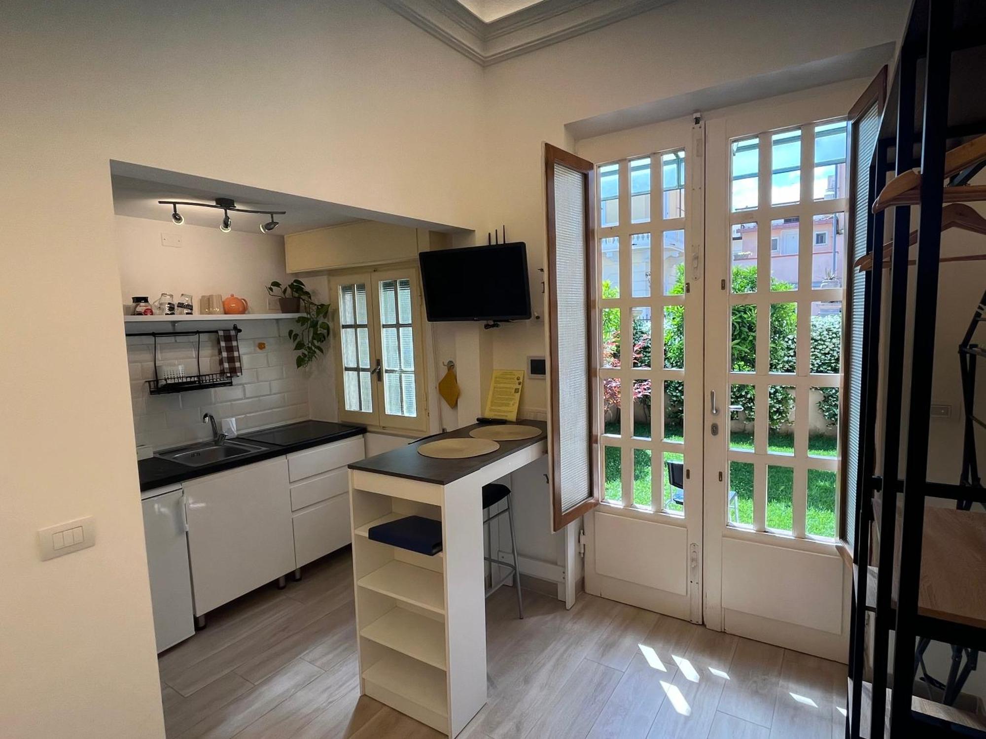 Monolocale Pura Vida Apartman Viareggio Kültér fotó